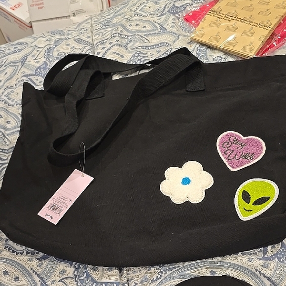 ❤️10/$40 New Alien Black Tote Bag with Fun Patches - Picture 1 of 4